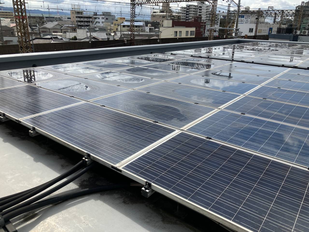 太陽光パネル外して工事するの？