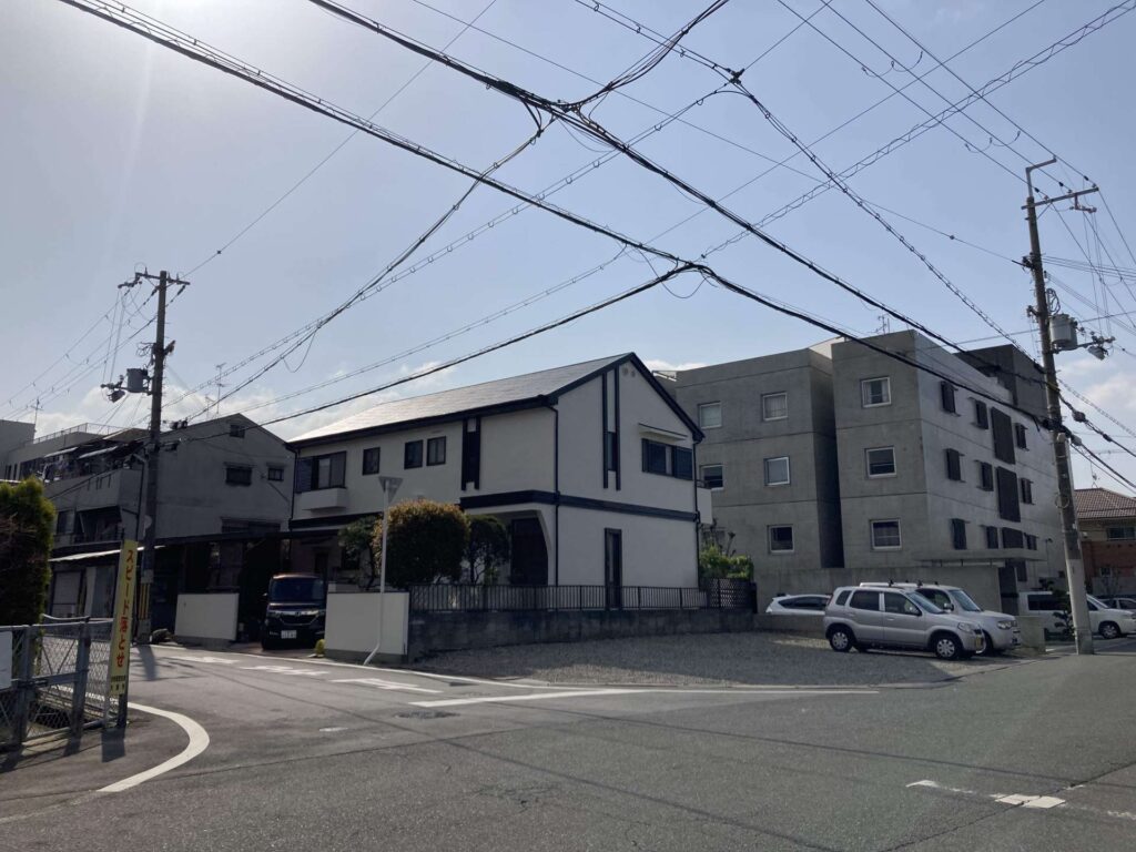 大東市で外壁塗装と屋根塗装の工事