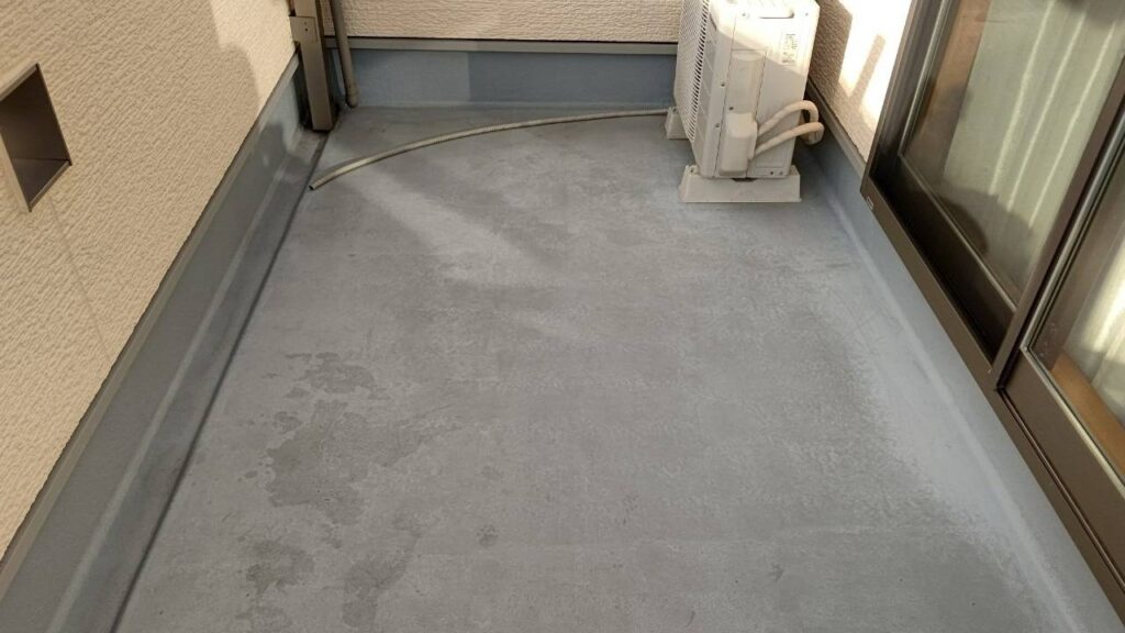 木造住宅　ベランダのFRP防水 施工前