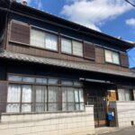 外壁杉板貼替＋外壁塗装 工事写真