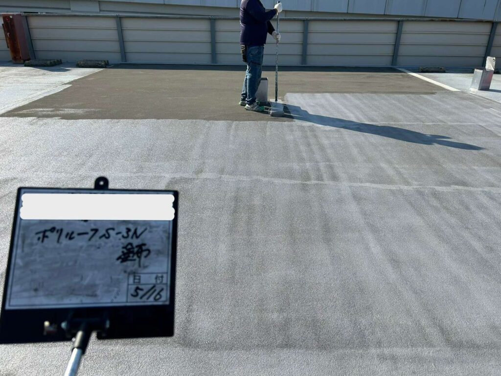 駐車場　ウレタン・FRP複合防水工法 工事写真