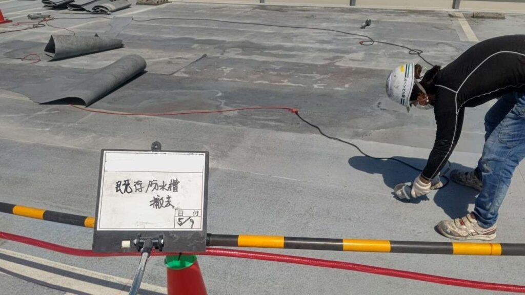 駐車場　ウレタン・FRP複合防水工法 施工後