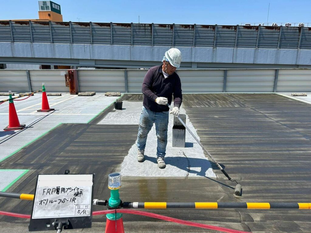駐車場　ウレタン・FRP複合防水工法 工事写真