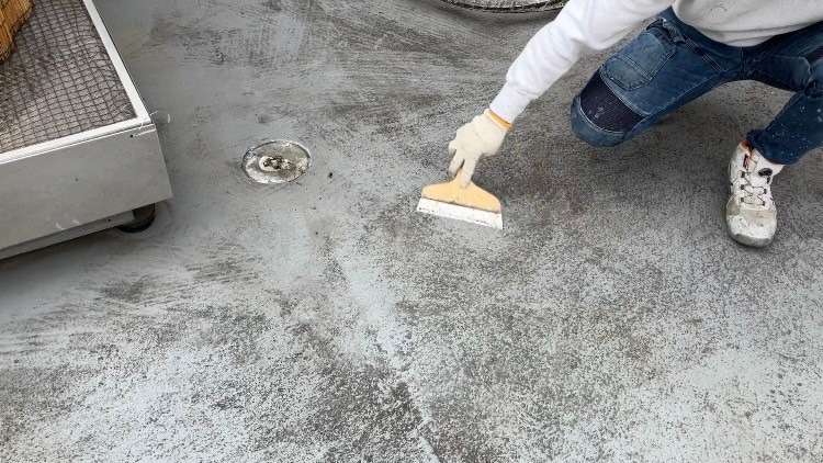 屋上のウレタン防水通気緩衝工法 工事写真
