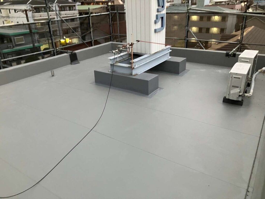 吹田市　会社ビル屋上塩ビシート防水工事 工事写真
