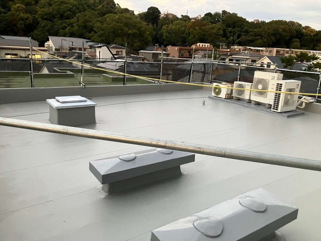 吹田市　会社ビル屋上塩ビシート防水工事 工事写真