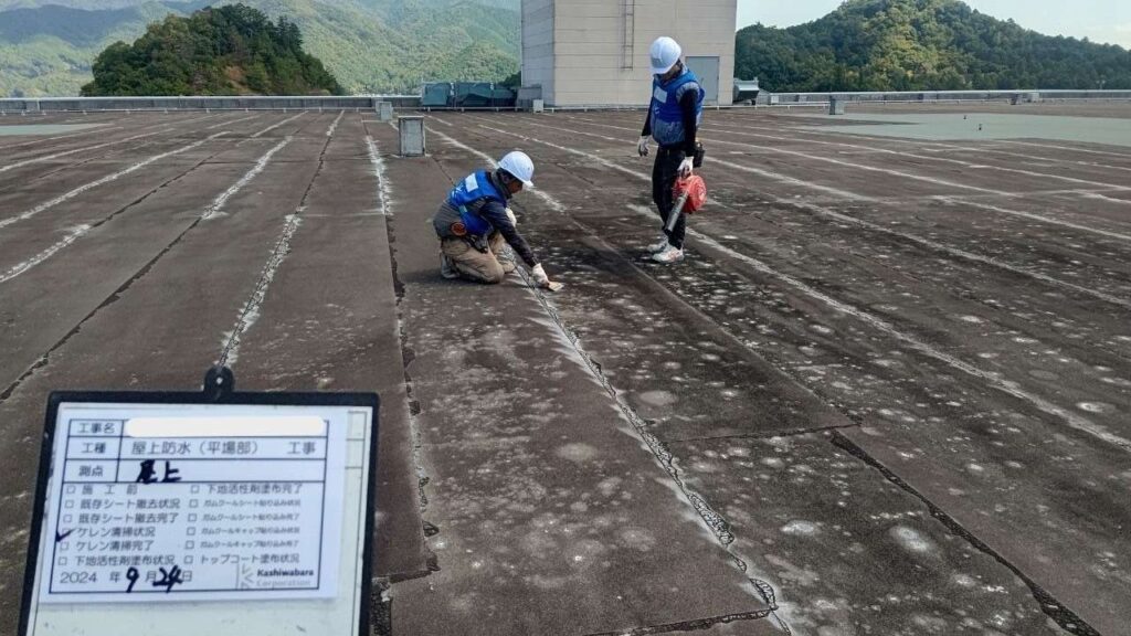 京都府　某ショッピングモール　アスファルト防水 施工後