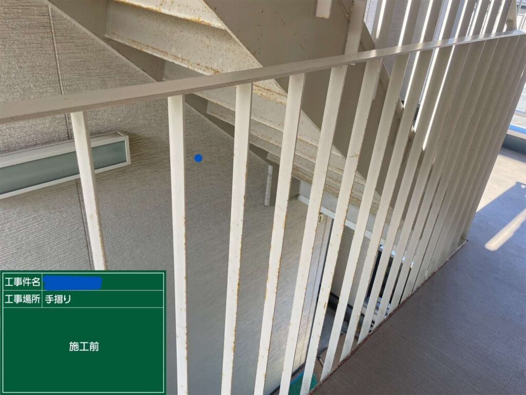 吹田市　内部塗装工事と階段、床シート補修工事 工事写真